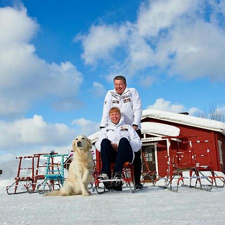 Yllaeksen Yoepuu Villa Äkäslompolo Buitenkant foto