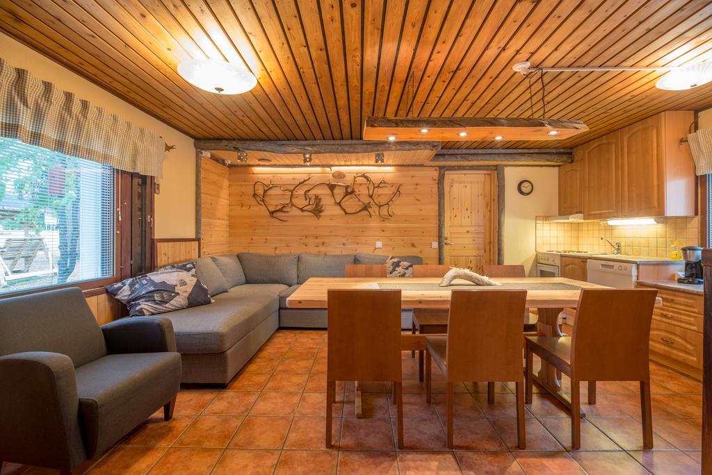 Yllaeksen Yoepuu Villa Äkäslompolo Buitenkant foto