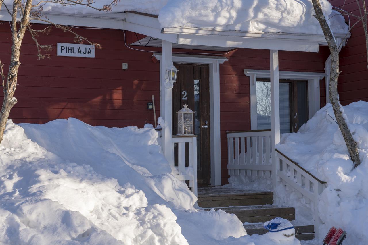 Yllaeksen Yoepuu Villa Äkäslompolo Buitenkant foto